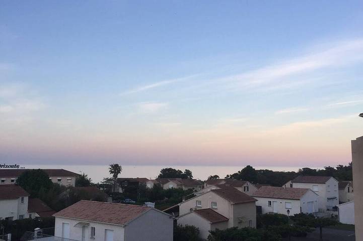 Appartement de vacances pour 6 personnes, avec terrasse et piscine