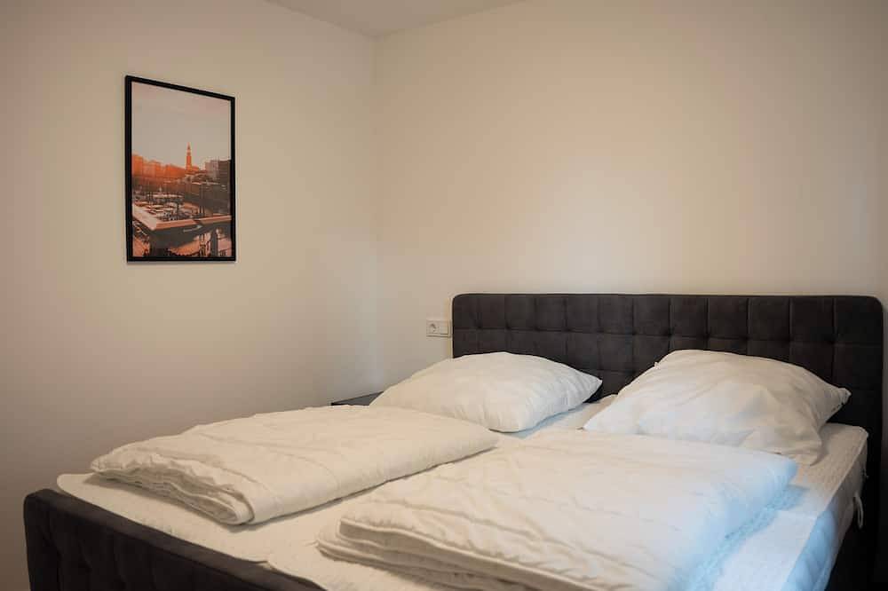 Ganze Wohnung, Ruhige, exklusiv ausgestattete Wohnung, in zentraler Lage der Stadt. in Rheinbach, Rhein-Sieg-Kreis