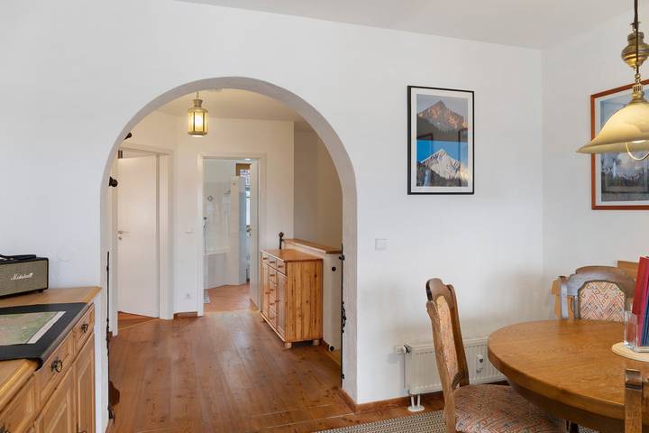 Entire apartment, Apartment 'Garmisch-Appartement' with Mountain View, Balcony and Wi-Fi in Garmisch-Partenkirchen, Bavarian Alps