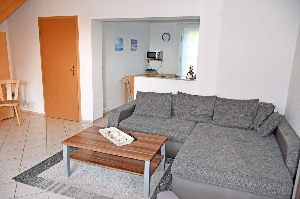 02 Ferienappartement Sehlen mit Terrasse (7 Betten) - Ferienappartements auf in Sehlen, Bergen auf Rügen und Umgebung