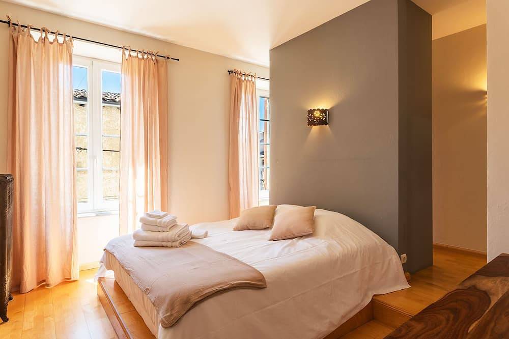 Le Gîte du Carmel: Un lieu prestigieux pour une parenthèse mémorable en Provence in Carpentras, Parc naturel régional du Mont-Ventoux