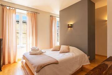 Gîte pour 10 Personnes dans Carpentras, Parc naturel régional du Mont-Ventoux, Photo 2