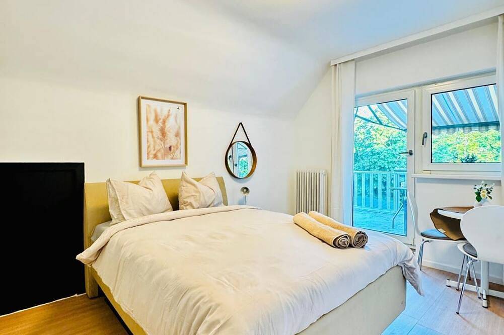 Room for 2 in a Comfy Villa w/ Garden near Danube in Floridsdorf, Wien