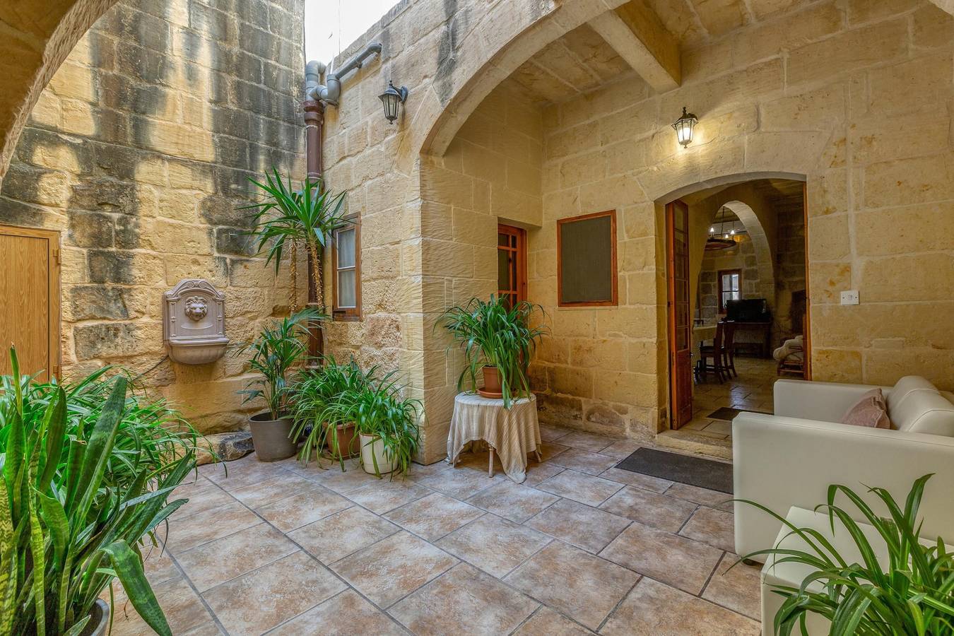Ta'Leli Pool Farmhouse in Gozo in Gharb, Gozo
