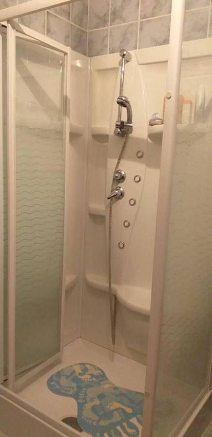 Location de vacances pour 12 personnes, avec vue ainsi que jardin et piscine, animaux acceptés à Le Blanc - 3