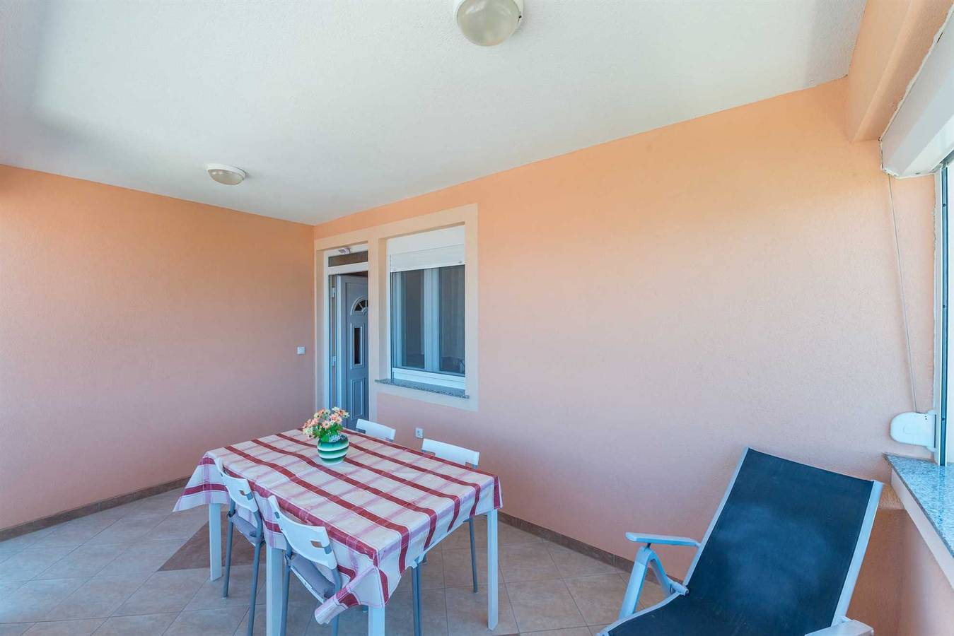 Appartamento vacanze a Vir a partire da 98€ a notte