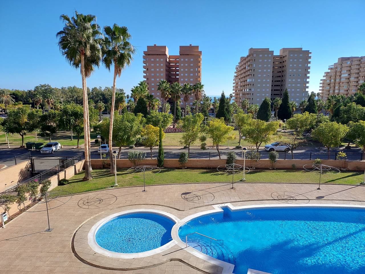Apartamento entero, Apartamento 'Orodor' con piscina compartida, Wi-Fi y aire acondicionado in Marina d'Or, Oropesa del Mar