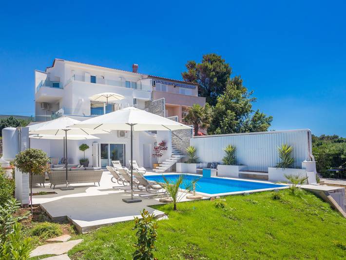 Ferienhaus für 12 Personen, mit Balkon in Punat