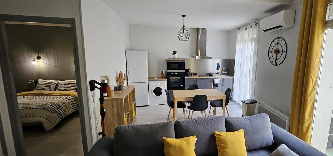 Appartement entier, One-Bedroom Apartment in Rivesaltes, Côte méditerranéenne (France)