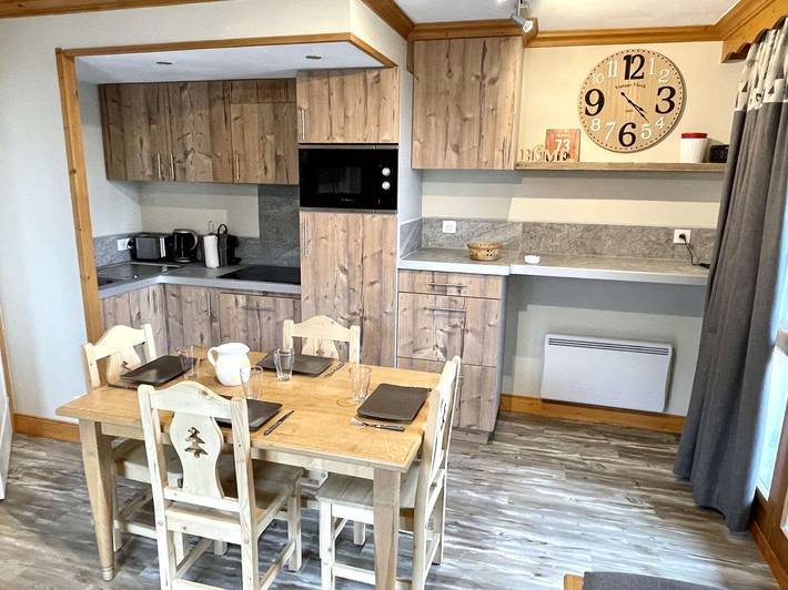 Ferielejlighed for 4 personer, med Balkon i Valmorel