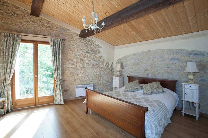 Location de vacances pour 14 personnes, avec piscine, animaux acceptés à Fontcouverte - 2