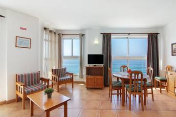 Apartamento De Férias para 4 Pessoas em Armação de Pêra, Distrito de Faro, Foto 3