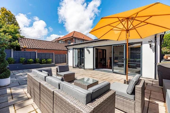 Bungalow for 4 people, with garden in Bournemouth