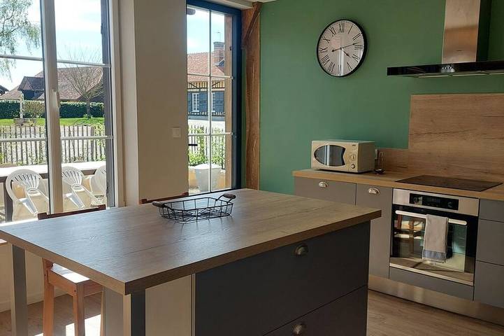 Gîte pour 11 personnes dans Lac du Temple - 4