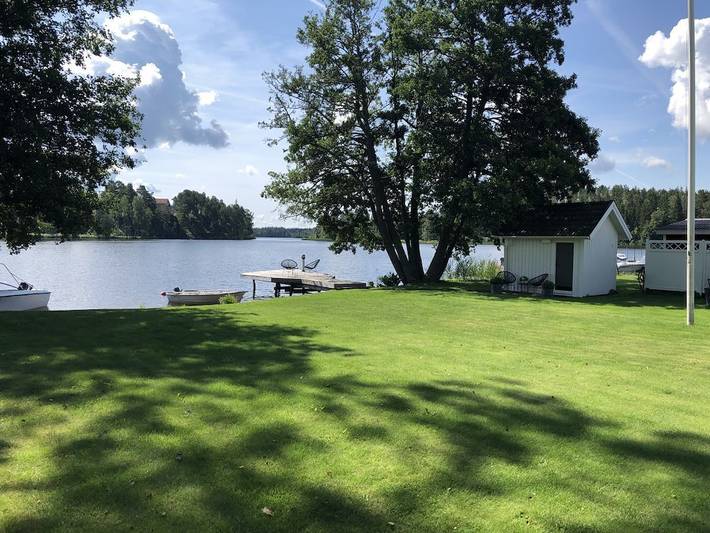Ferienhaus 25 m vom See Nömmen in Stensjön, Jönköpings län