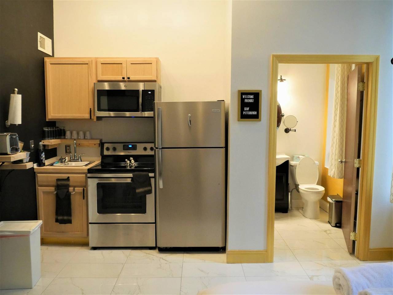 Apartamento entero, Central Downtown Queen Bed Walk to all Venues in Pittsburgh, Condado de Allegheny