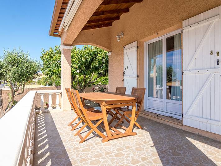 Ferienhaus für 6 Personen, mit Terrasse und Garten