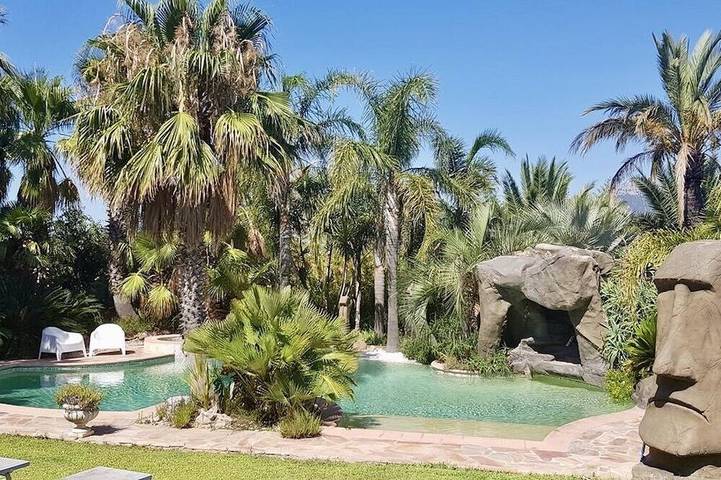 Villa pour 8 personnes, avec Jacuzzi ainsi que Terrasse et Jardin à La Crau