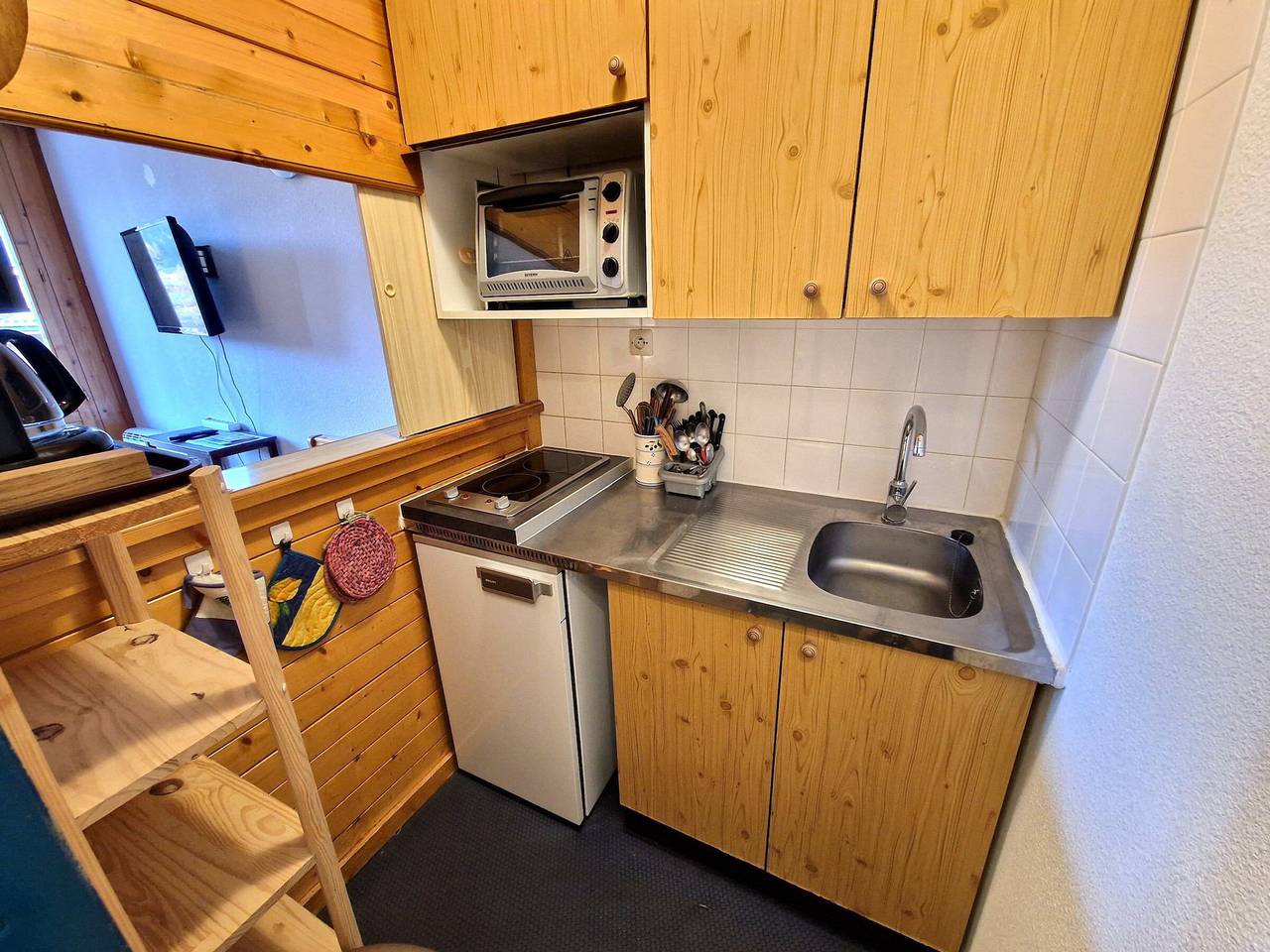 Ganzes Studio, Gemütliches Studio für 4 im Herzen von Valfréjus mit Balkon in Valfréjus, Modane