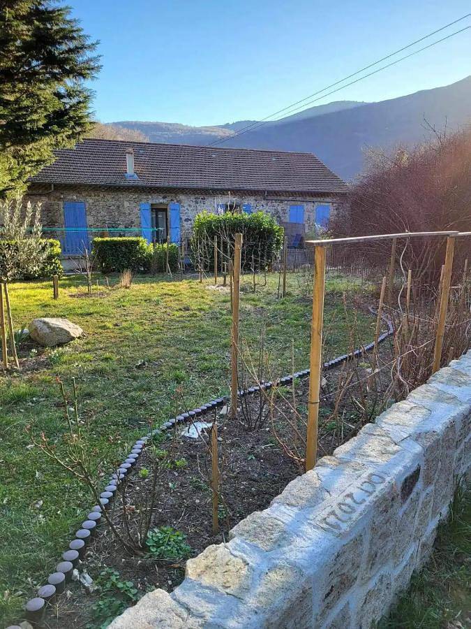 Gîte pour 4 personnes, avec terrasse et vue, animaux acceptés à Burzet - 4