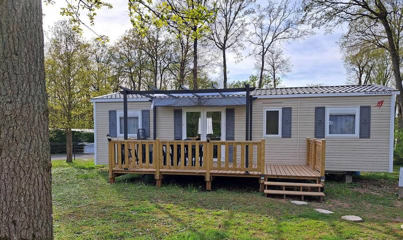 Location de vacances pour 6 personnes, avec piscine et jardin à Marcilly-sur-Eure