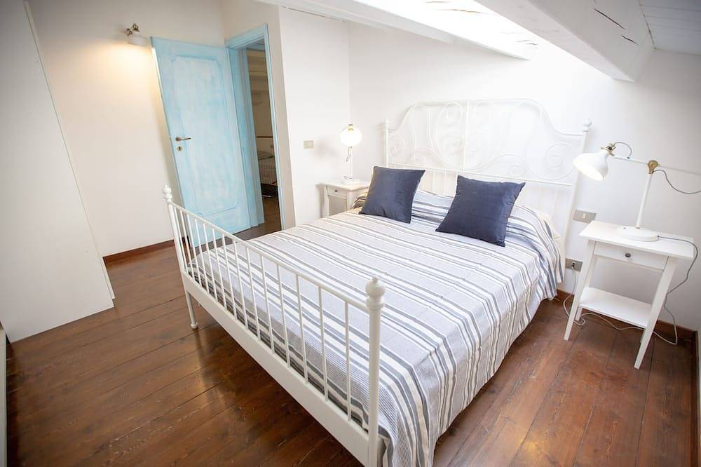 Entire apartment, Maria's houses 500 meters from the sea and 15 min from Scopello and the Z reserve in Castellammare del Golfo, Trapani Province