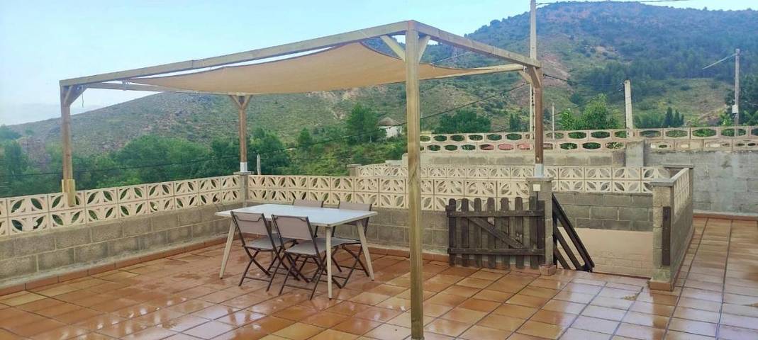 Casa rural para 6 personas, con vistas y jardín en Gúdar-Javalambre - 2