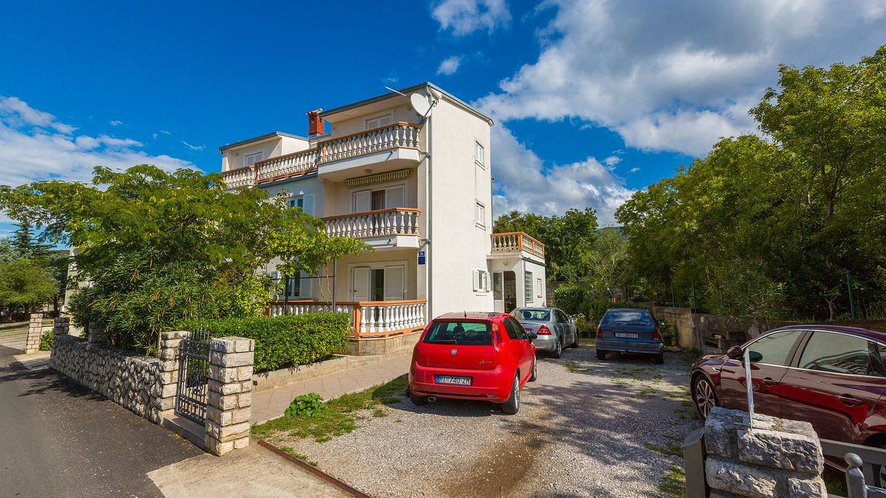 Cały apartament wypoczynkowy, Apartament wakacyjny dla 7 osób z ogród in Jadranovo, Żupania primorsko-gorska