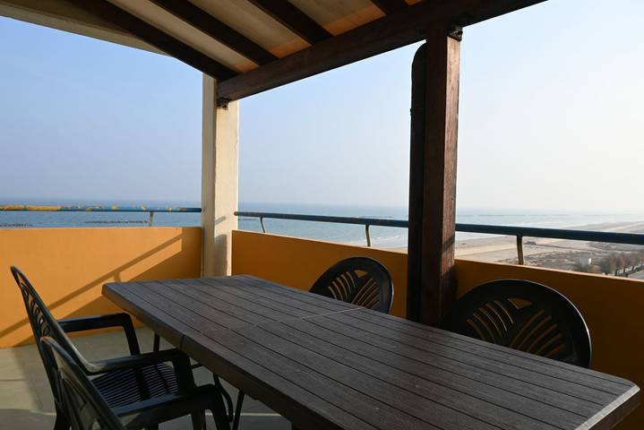 Ferienwohnung für 4 Personen, mit Balkon/Terrasse in Marche - 2
