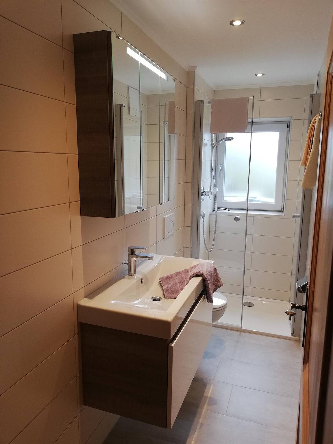 Ganze Ferienwohnung, Haaser´s Panorama Hütte für 2 Personen in Brandenberg, Kufstein Umgebung