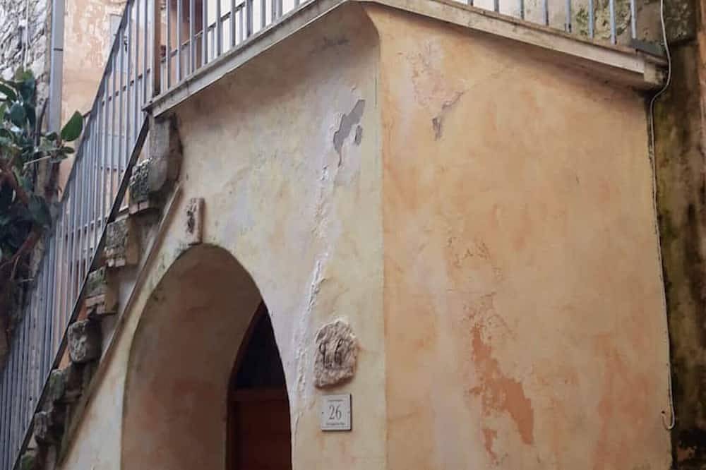 Apartamento entero, Apartamento 'Appartamento Luxury - Mare' con vistas al mar y aire acondicionado in Terracina, Agro Pontino