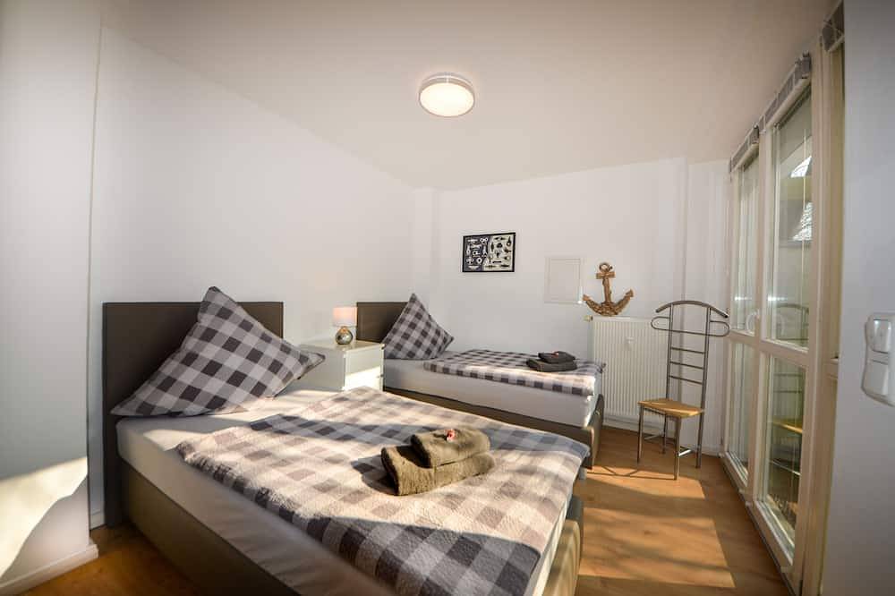 Ganze Wohnung, 3 Zimmer- Ferienwohnung mit Terrasse in Hamburg Marienthal in Marienthal, Hamburg
