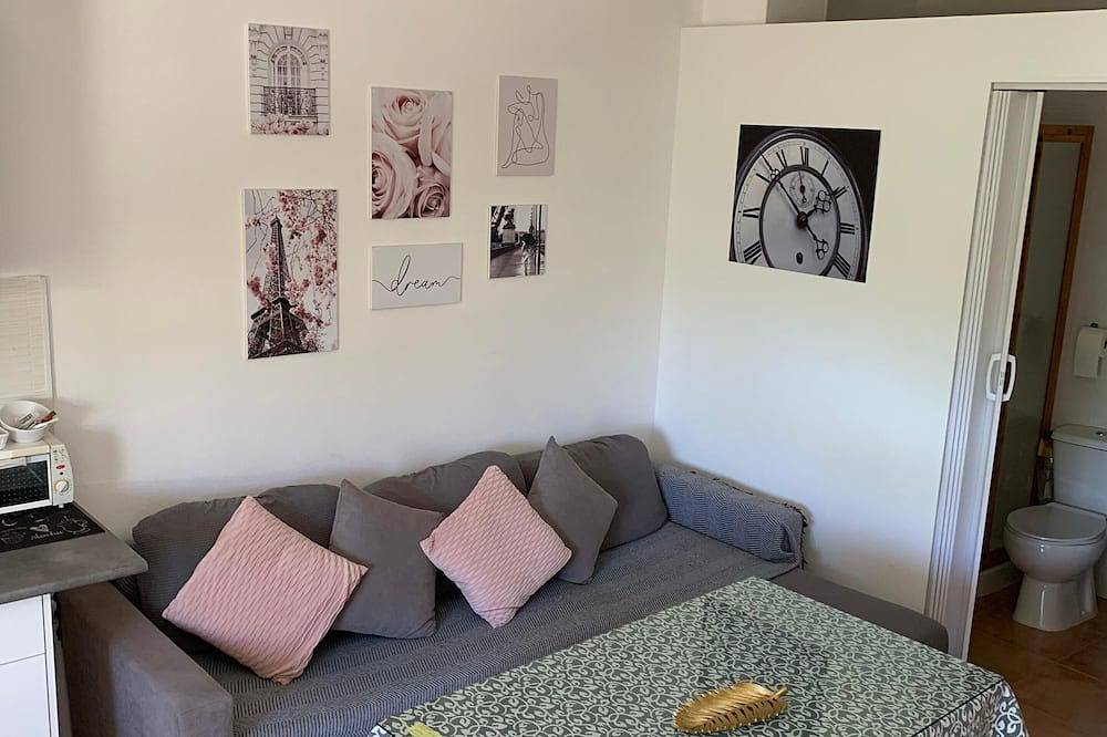 Apartamento entero, Apartaestudio Villanueva del Trabuco (Senda Guadalhorce/Fuente de los 100 caños) in Villanueva del Trabuco, Provincia de Málaga
