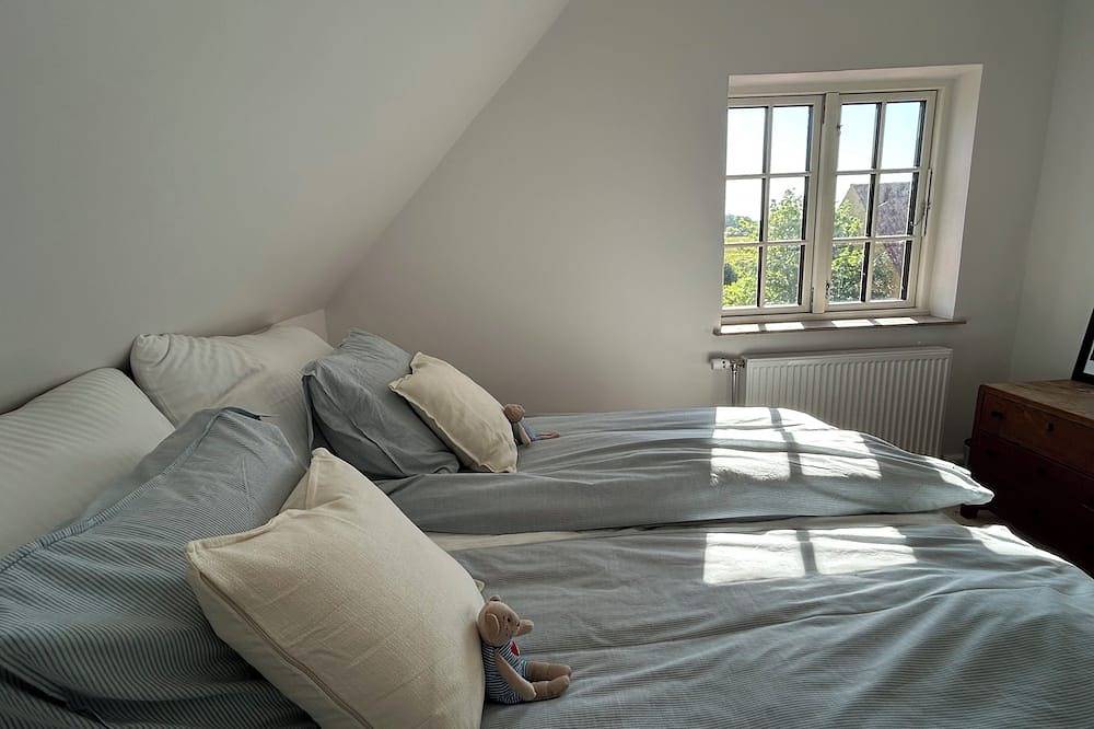 Newly renovated B&B at Tjebberupgaard in rural surroundings, close to everything. in Holbæk, Nord-Ouest de Zélande