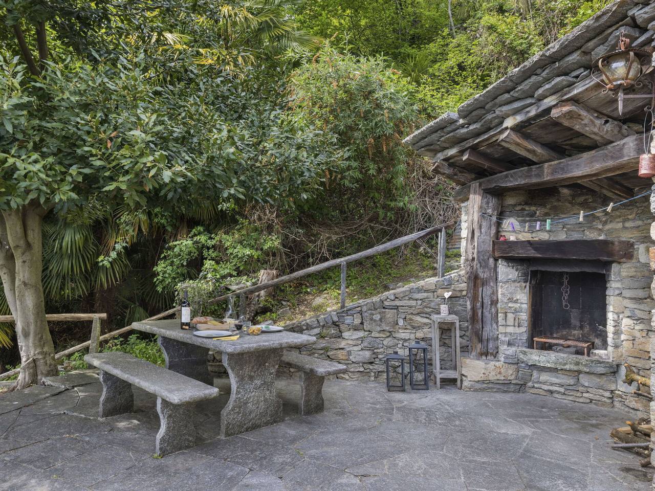 Rosa - Rosa 100.1 in Cugnasco-Gerra, Tessiner Alpen