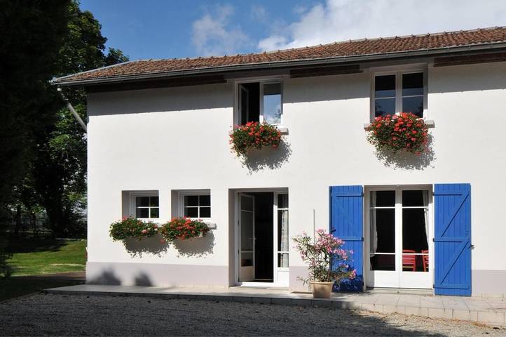 Gîte pour 4 personnes, avec Terrasse et Jardin