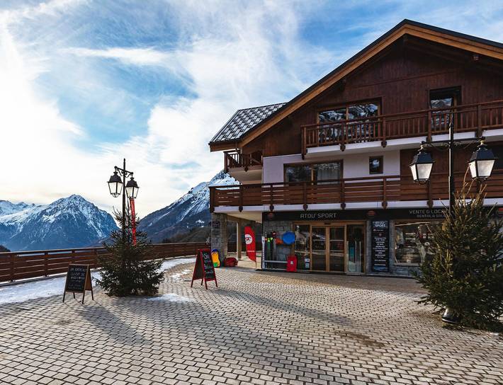 Location de vacances pour 6 personnes, avec balcon et vue à Vaujany