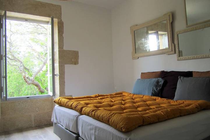 3-Sterne-Bauernhaus aus Stein – natürliche Kühle, privater Garten in Castillon-du-Gard, Nimes und Umgebung