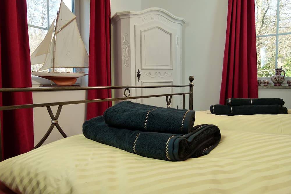 Ganze Wohnung, Comfort Apartment in Pöcking am Starnberger See, 80 m², für bis zu 6 Personen in Pöcking, Starnberger See