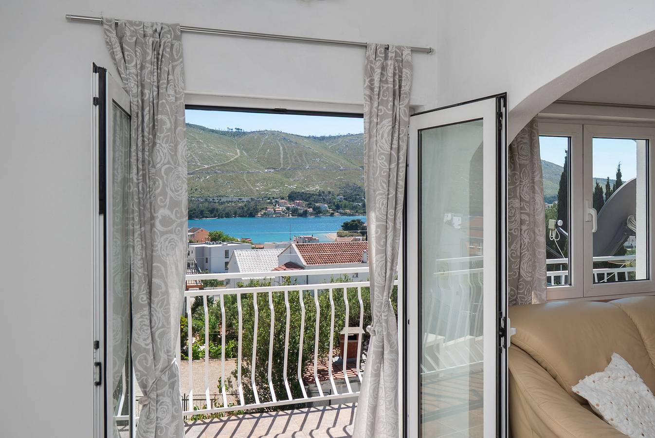 Ganze Wohnung, Apartment Meri in Grebastica, Šibenik-Knin