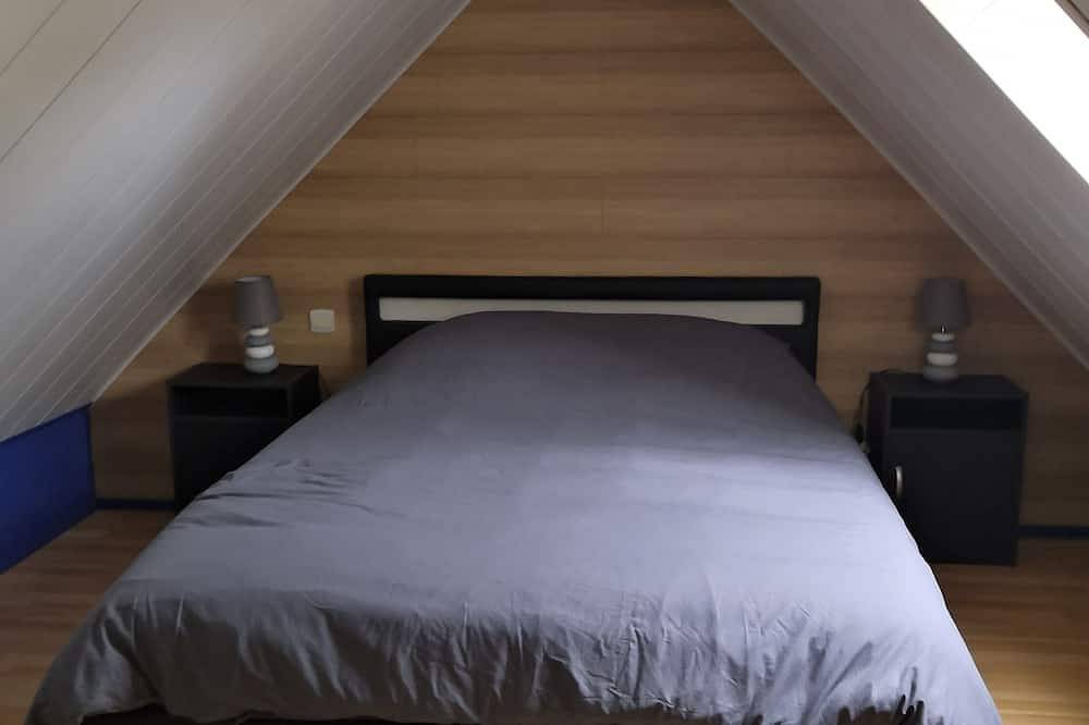 Accommodation in the countryside in Plougoulm, Ceinture Dorée