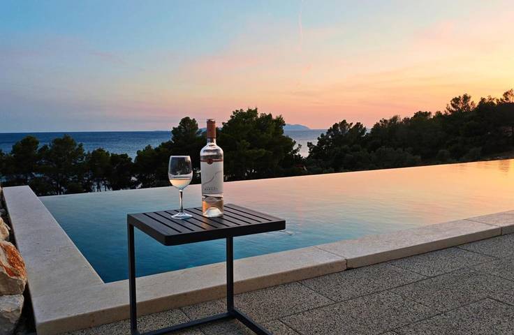 Chambre d’hôte pour 2 personnes, avec Terrasse ainsi que Piscine et Vue dans Hvar - 2