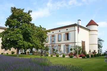 Château pour 14 personnes, avec jardin et terrasse dans l' Ariège