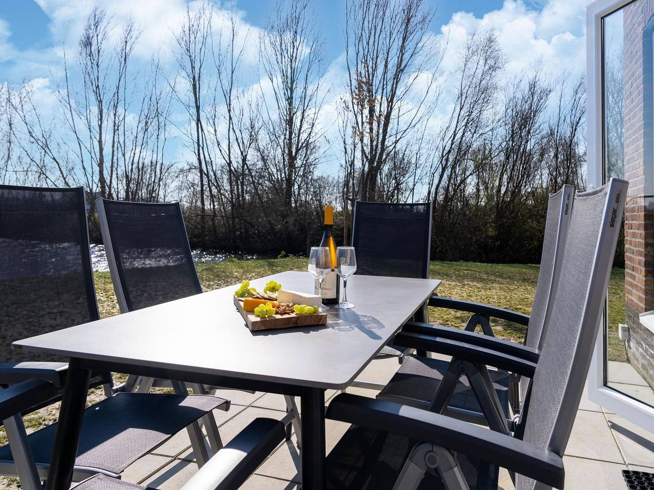 Ferienhaus mit viel Privatsphäre in Bernisse, Niederländische Nordsee