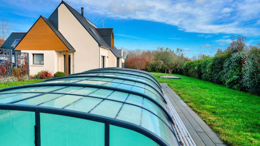 Appartement de vacances pour 9 personnes, avec piscine et jardin