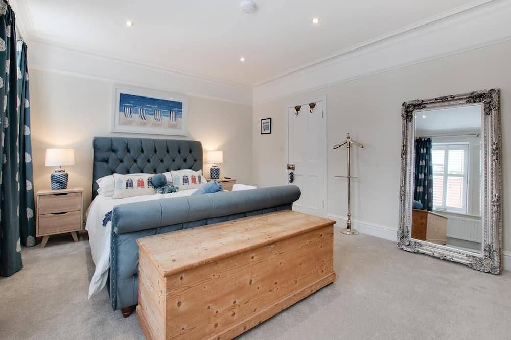 4 Bed in Whitby (oc-w1030) in Whitby, North York Moors National Park