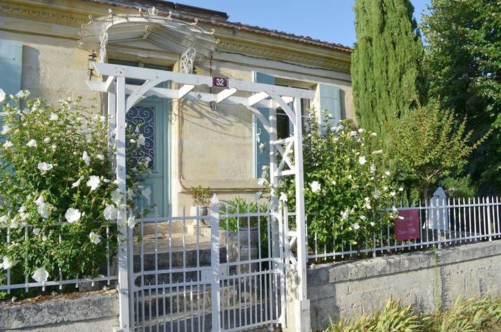 Chambre d’hôte pour 2 personnes, avec piscine et jardin