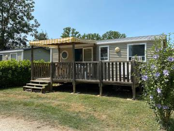 Gîte pour 6 personnes, avec jardin, animaux acceptés à Châteauneuf-de-Galaure