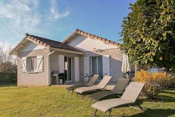 Gîte pour 5 personnes, avec jardin à Soueich