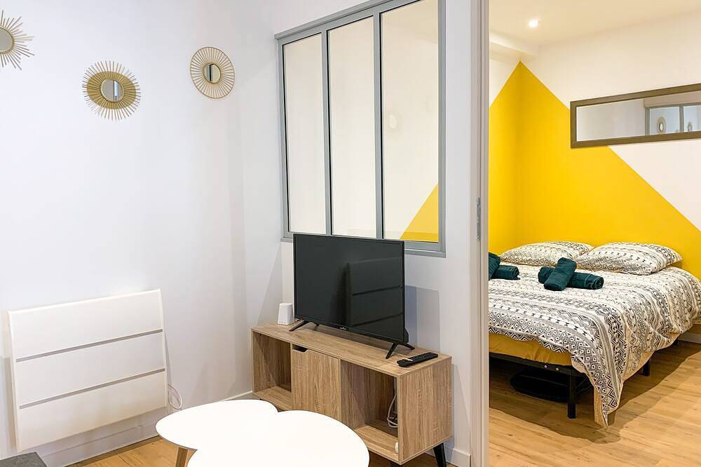 Ganze Wohnung, ★ Cozy nest ★ Historic center in Buxy, Region Chalon-sur-Saône